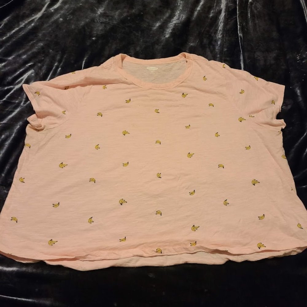 2xl Old Navy Pink Banana shirt